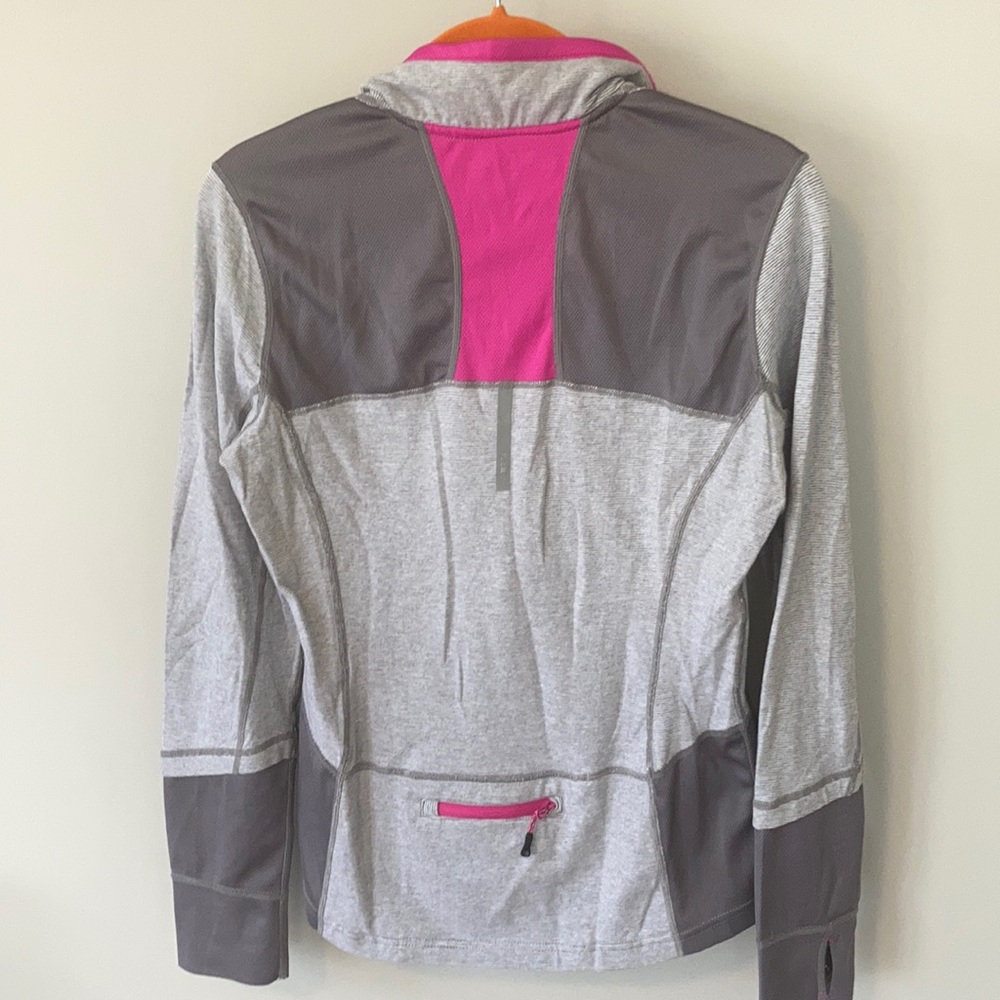 Mpg 1/2 Zip Performance Pullover - image 6
